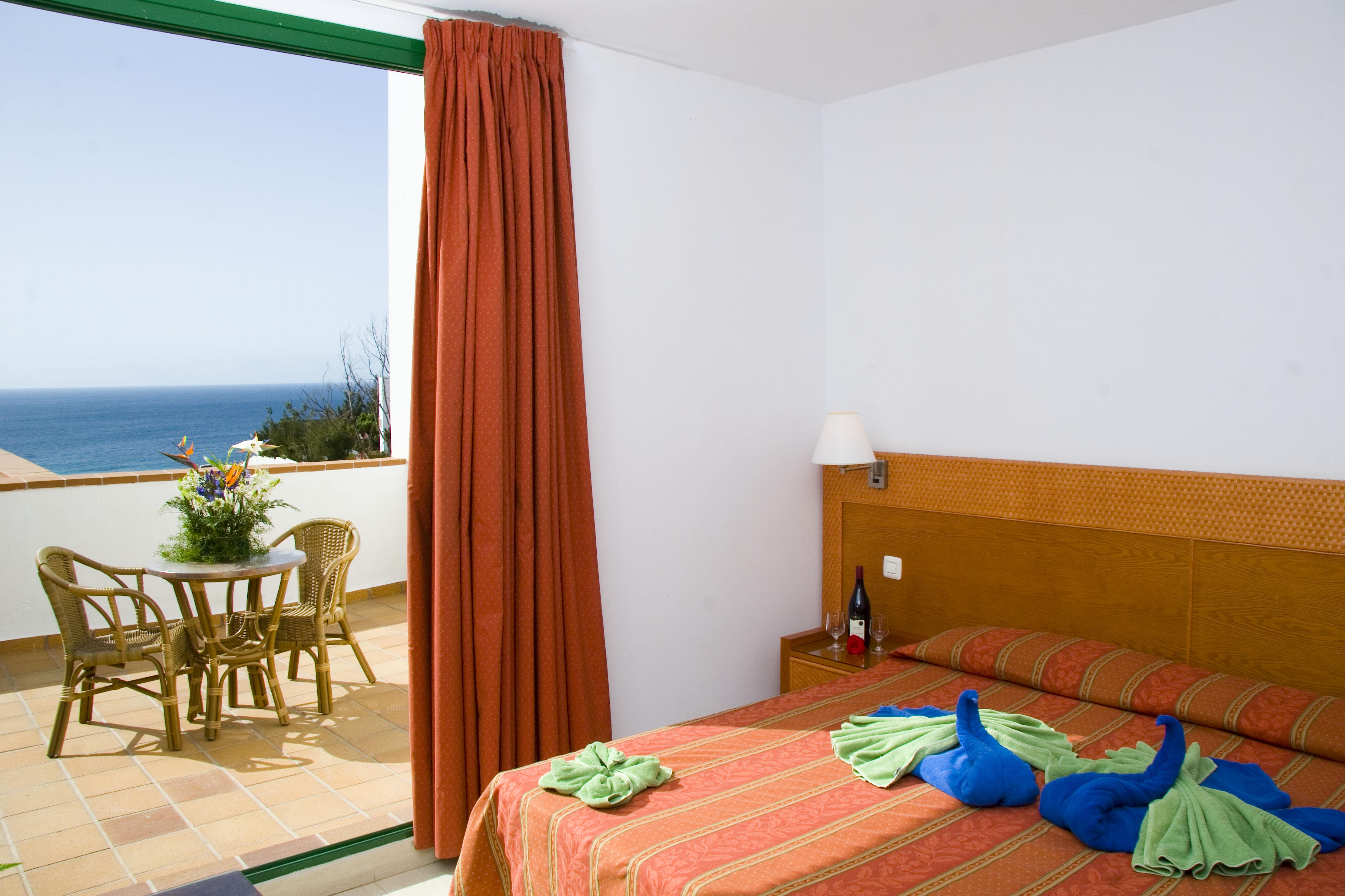 Aparthotel Esquinzo Y Monte Del Mar Playa De Esquinzo Exterior photo