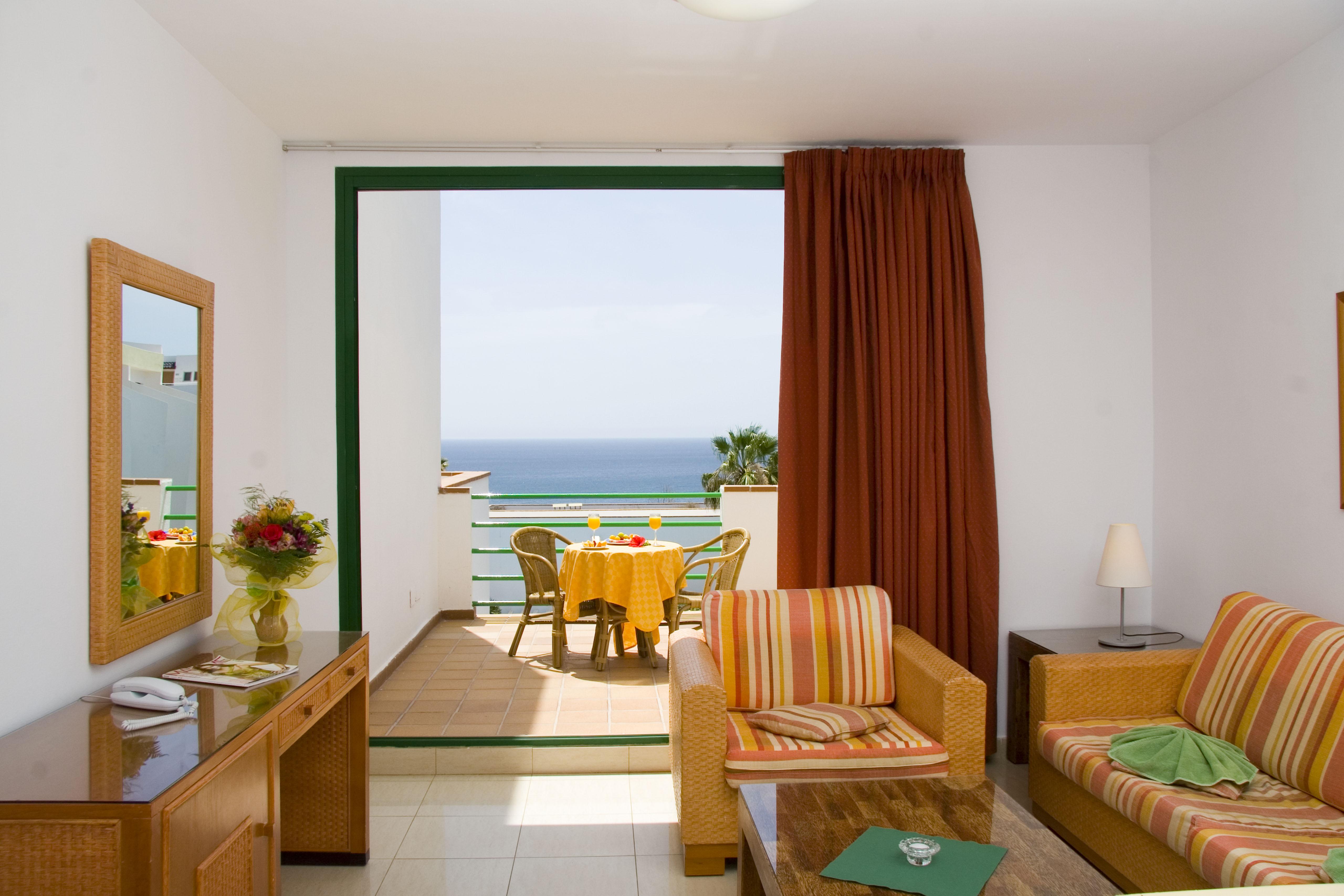 Aparthotel Esquinzo Y Monte Del Mar Playa De Esquinzo Exterior photo