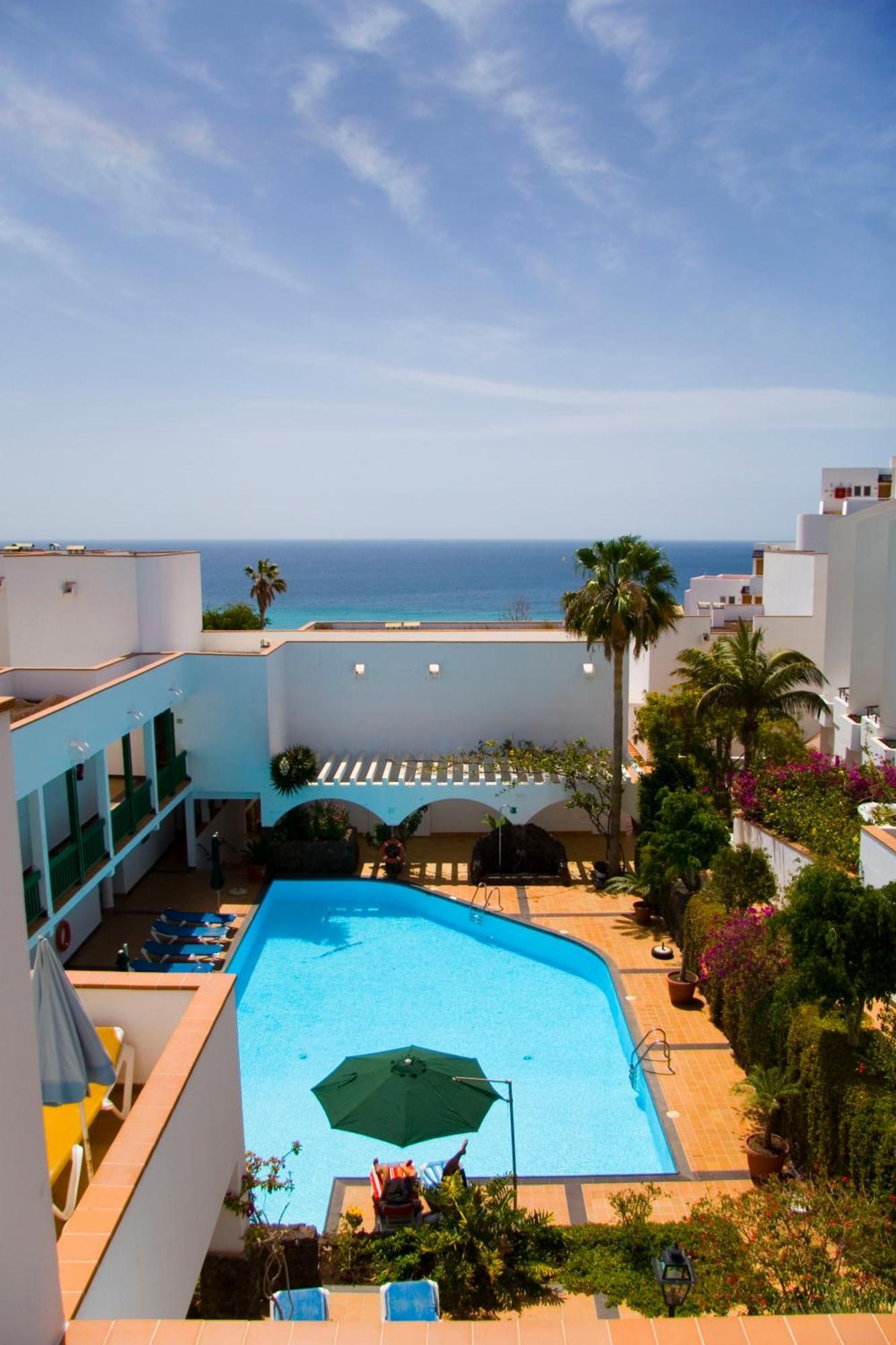 Aparthotel Esquinzo Y Monte Del Mar Playa De Esquinzo Exterior photo